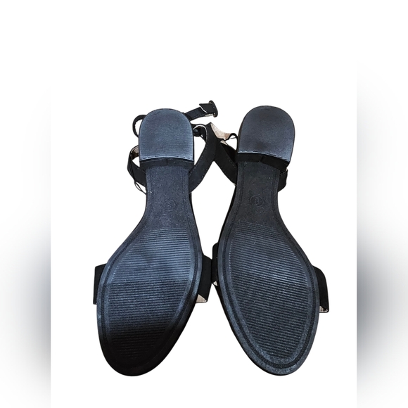 A New Day Black Ankle Strap Sandals | Minimalist Flats | Size 9 | NWT - Picture 5 of 6